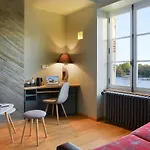 Suites Du Cabinet Vert
